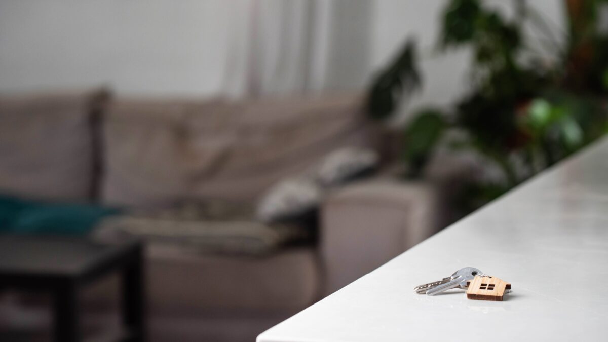 Guaranteed Rent vs Traditional Letting: What’s the Real Difference?